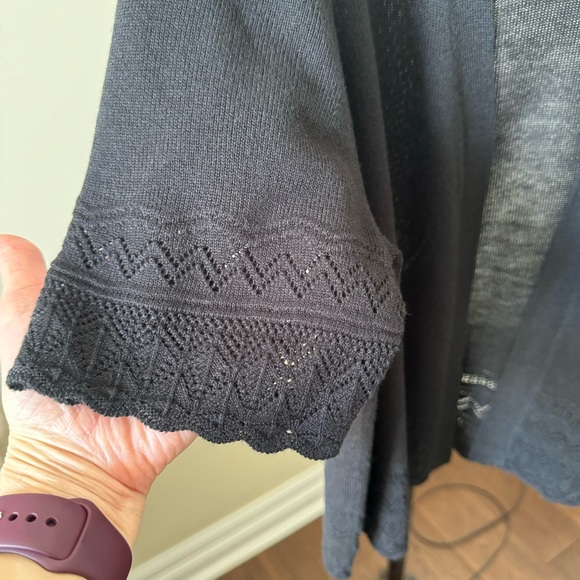 Laura Petite Black Short Sleeve Open Front Shrug Sweater Cardigan Size Small - Picture 4 of 7